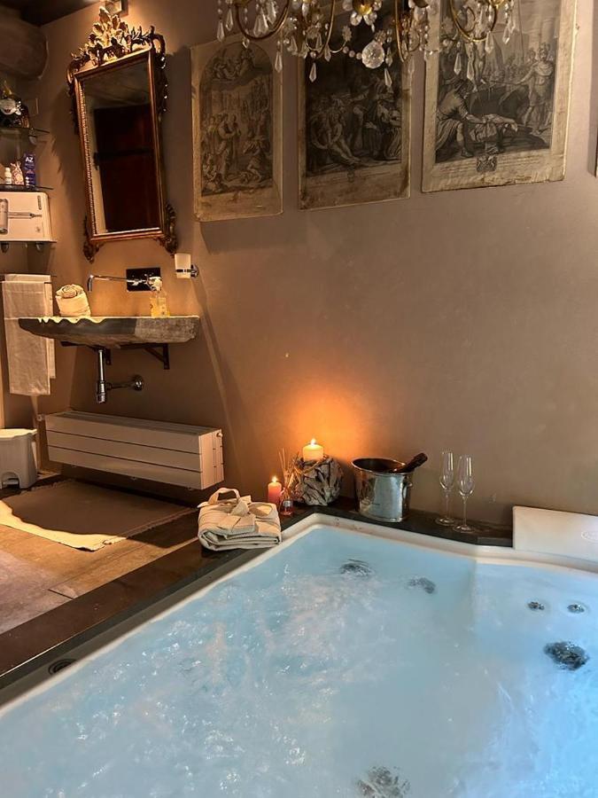 Borgo Di Beppe E Gloria Suite سان جيوفاني فالدارنو المظهر الخارجي الصورة