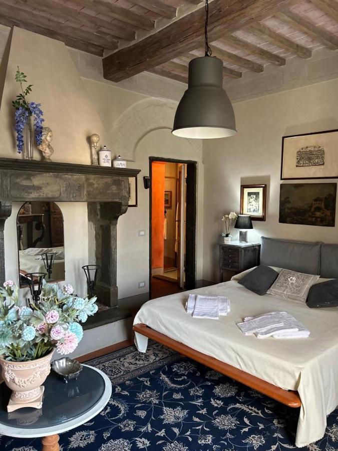 Borgo Di Beppe E Gloria Suite سان جيوفاني فالدارنو المظهر الخارجي الصورة
