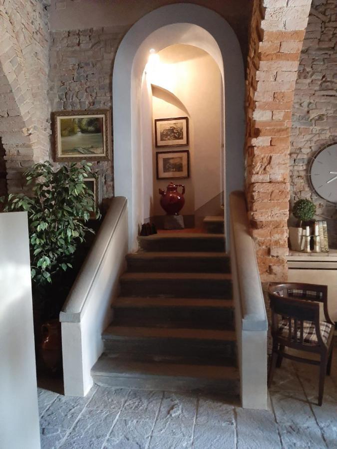 Borgo Di Beppe E Gloria Suite سان جيوفاني فالدارنو المظهر الخارجي الصورة