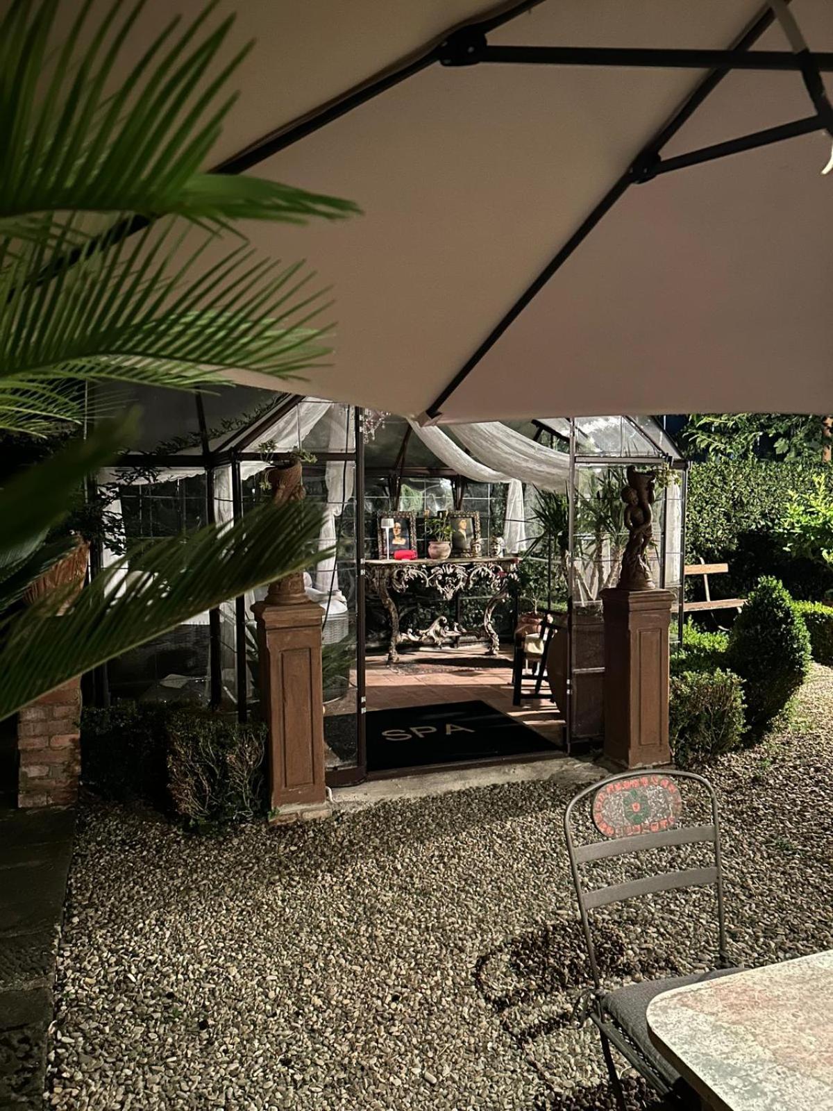 Borgo Di Beppe E Gloria Suite سان جيوفاني فالدارنو المظهر الخارجي الصورة